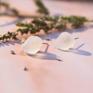 ⭐Host Pick ⭐ Sea glass studs handmade clear glass